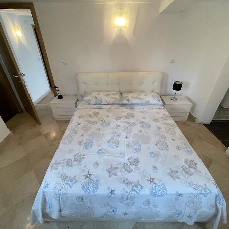 Villa Cube Premantura Bagian luar foto
