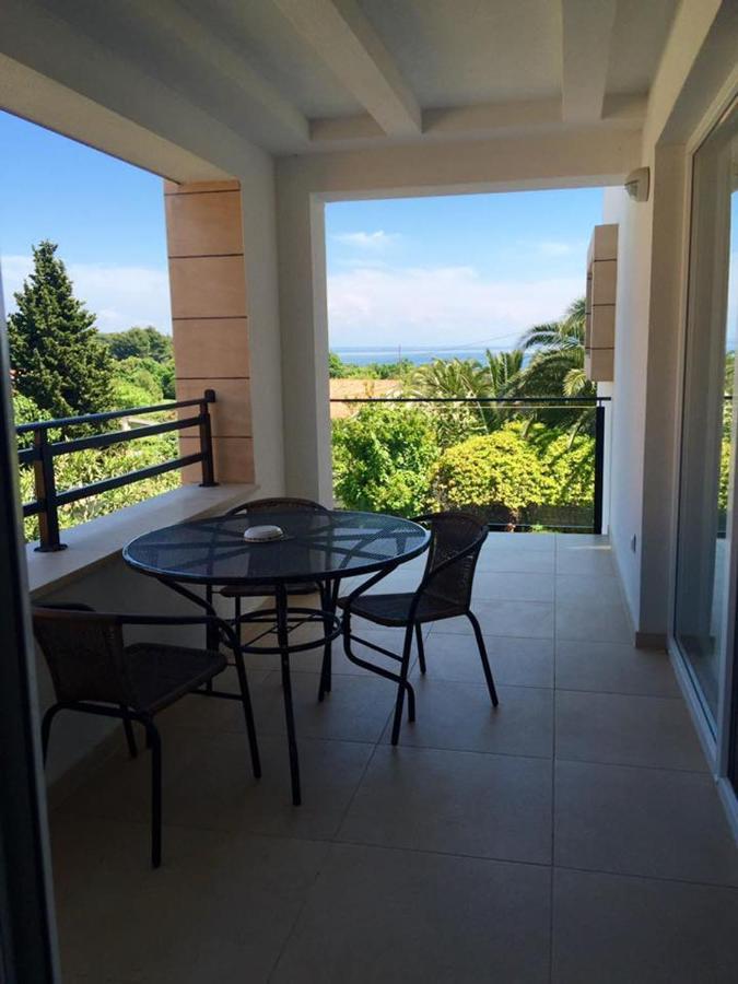 Villa Cube Premantura Bagian luar foto