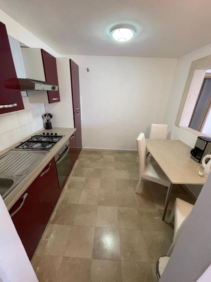 Villa Cube Premantura Bagian luar foto