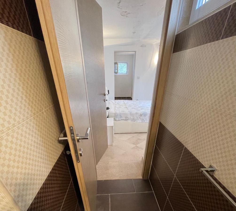 Villa Cube Premantura Bagian luar foto