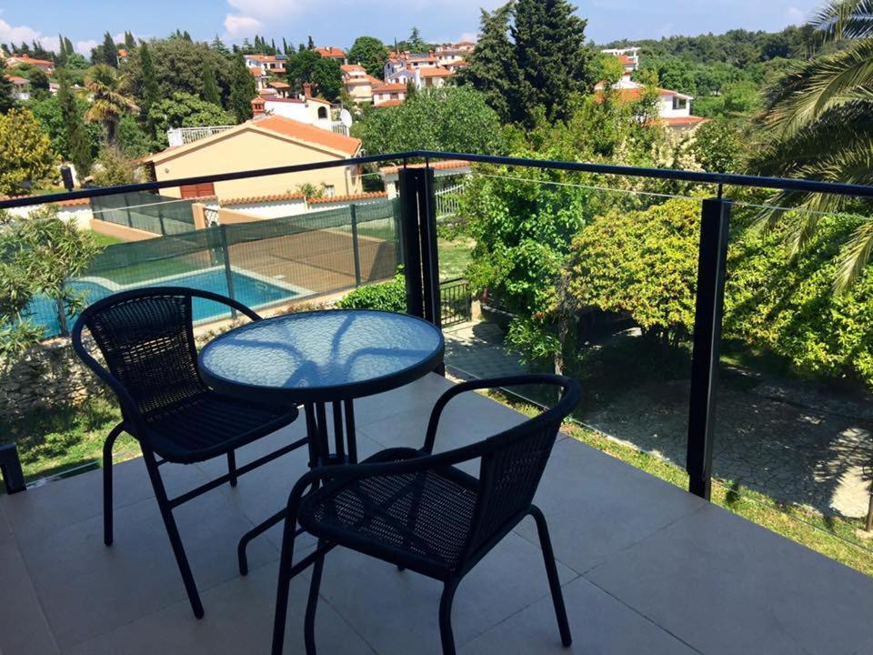 Villa Cube Premantura Bagian luar foto