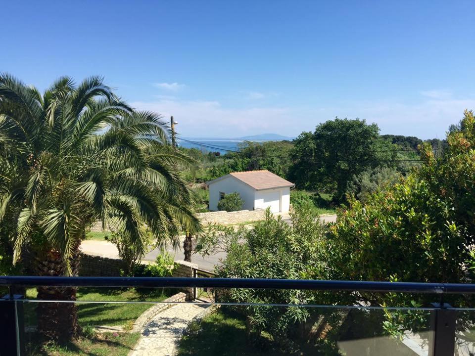 Villa Cube Premantura Bagian luar foto